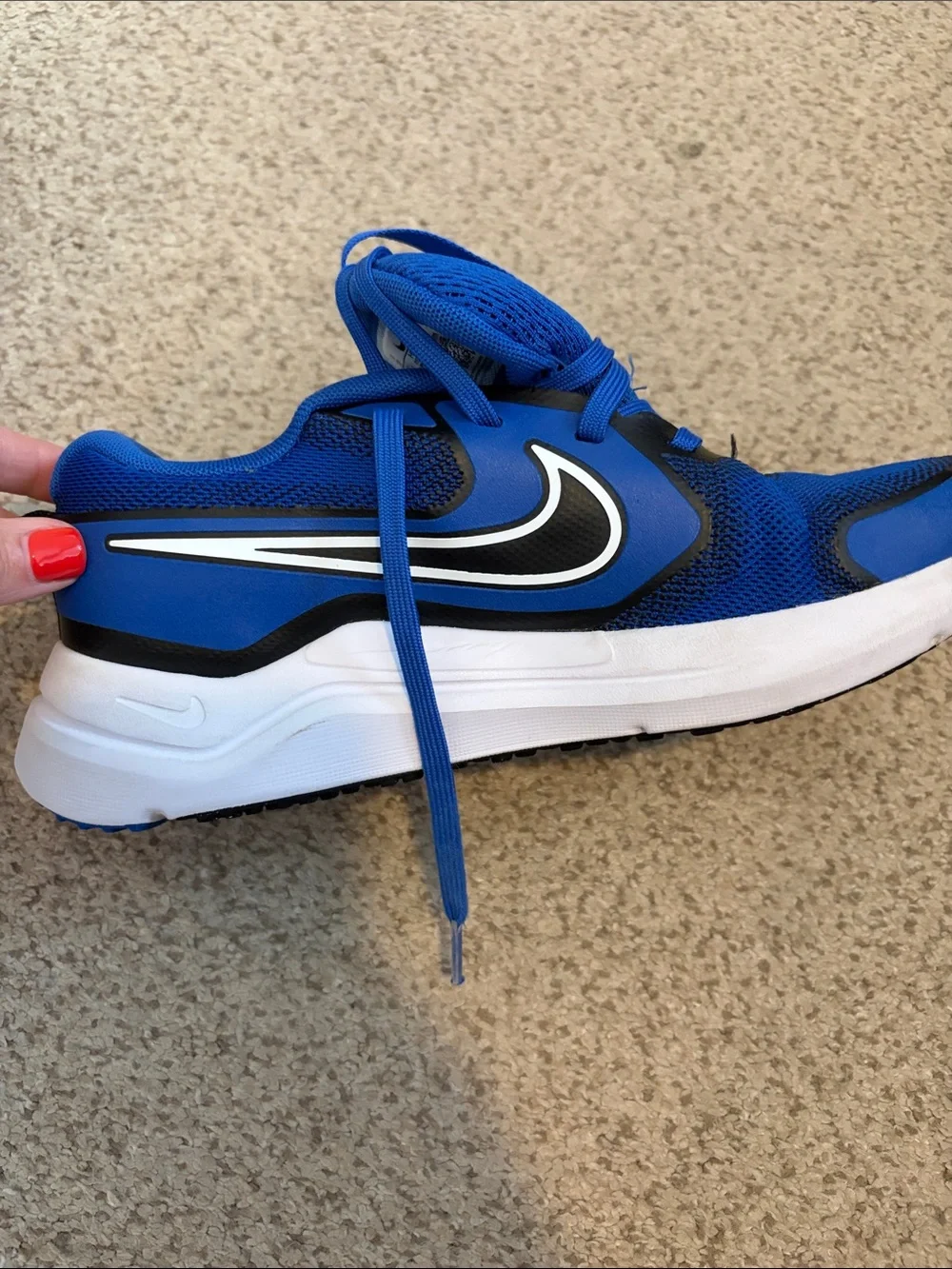 NIKE Cosmic runner sneaker, 5